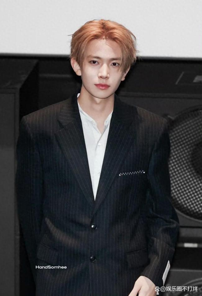 JYP从JYP辞职了！JYP娱乐创始人朴振英辞职、李羲承退队、ZB1解散同日发生，被网友称为“K-POP 310大地震”