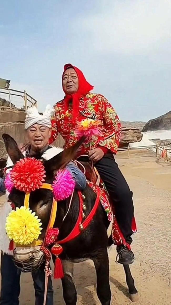 于东来：死后不办仪式骨灰找河流撒完 追求纯粹美好生命