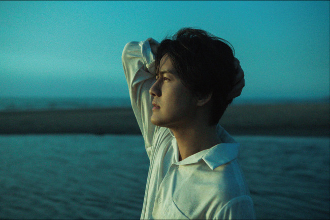 从顶流到黄毛:过气天王,已成农民 明星下乡元年