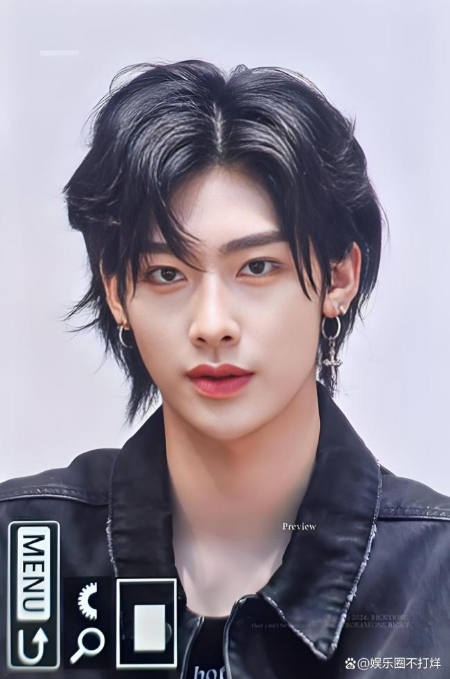 JYP从JYP辞职了！JYP娱乐创始人朴振英辞职、李羲承退队、ZB1解散同日发生，被网友称为“K-POP 310大地震”