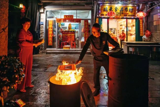 年轻人为何扎堆去福建、潮汕看“游神”?