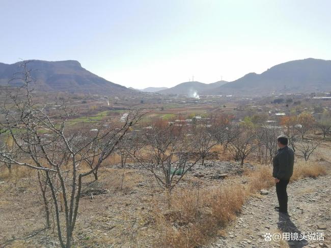 代表说农民交的公粮就等于交了社保