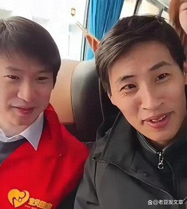 女婴被收养28年后从荷兰回国认亲