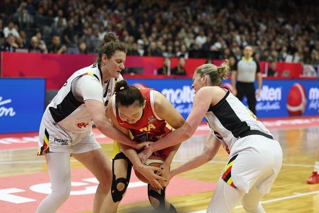 中国女篮65-80不敌比利时 遭遇背靠背失利