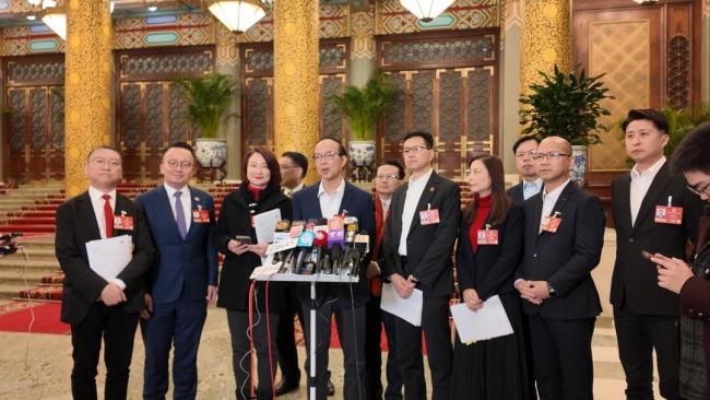 “十五五”规划纲要表决通过 香港找准定位融入大局