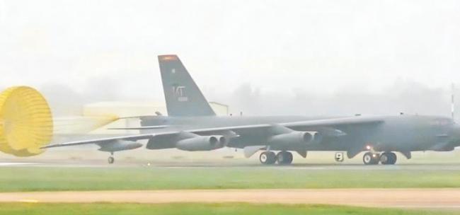 利用英国基地,美军战略核轰接连出动