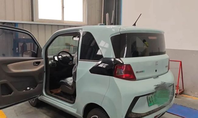 男子开剁椒鱼头上高速突发跳空挡失去动力 车企过载保护引争议