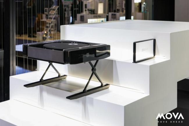 中国『机器人』️再解锁新技能 扫地『机器人』️长出手脚