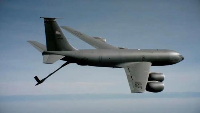 美军称一空中加油机坠毁否认被击落 伊朗与美国说法相左