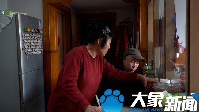 85岁核武专家称自己是幸福老头 用写作对抗生活