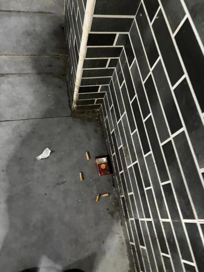 记者暗访上海十余家“外卖美食城” 卫生状况堪忧