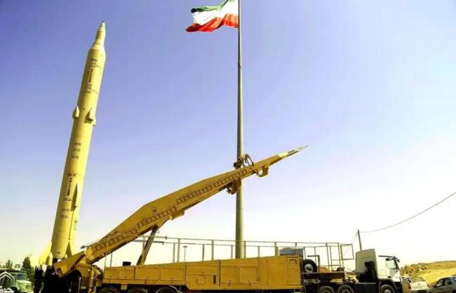 伊朗动用“泥石”导弹 释放哪些信号 中东格局重塑的巨响