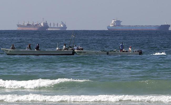 中东多国开辟新商路替代霍尔木兹 供应链多元化布局