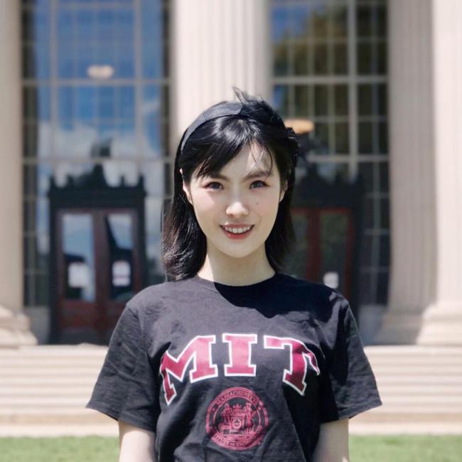 00后天才学霸女生获14亿融资 AI新星崛起