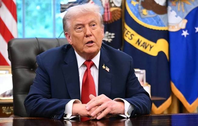 特朗普以为航母起火了致电军方 尴尬的中东局势插曲