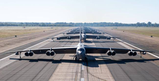无人机直闯美军基地 暴露防御短板