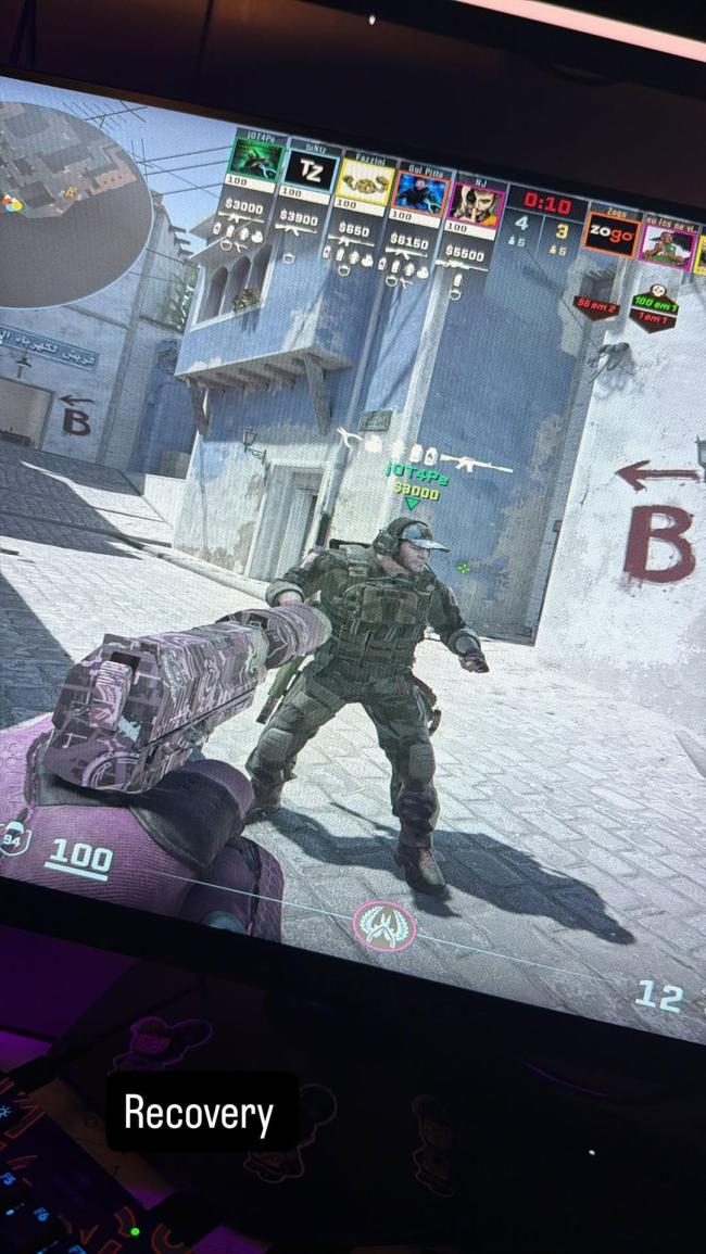 内马尔确定落选巴西队后晒打CS照片