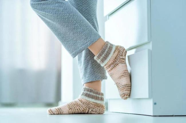 “春捂”关键是捂哪个部位 脚部保暖很重要