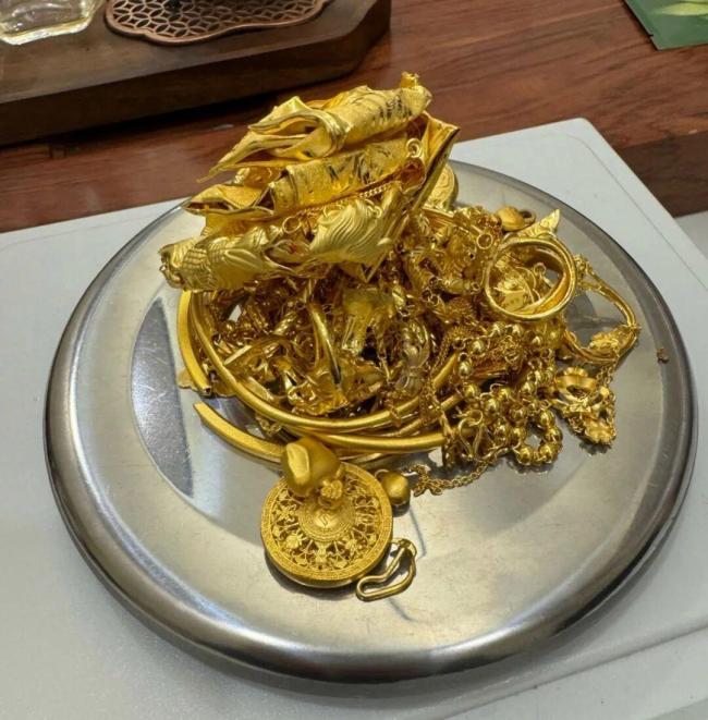 前男友偷走900克黄金 女子3年后报警 承诺赔偿未兑现