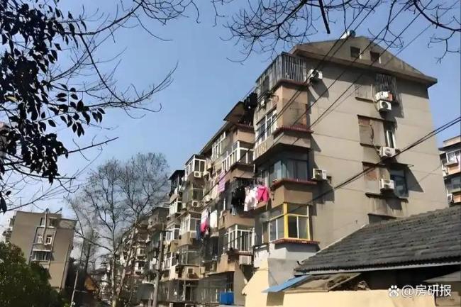 有人抄底老破小一买就是七八套 投资者的新宠