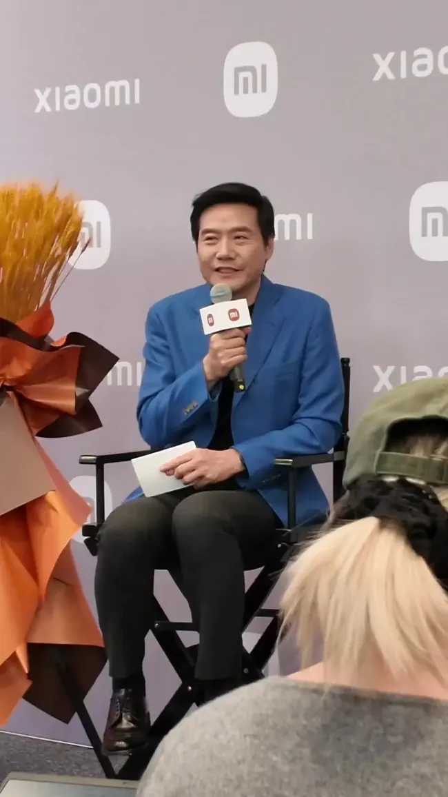 雷军希望新SU7订单交付持平