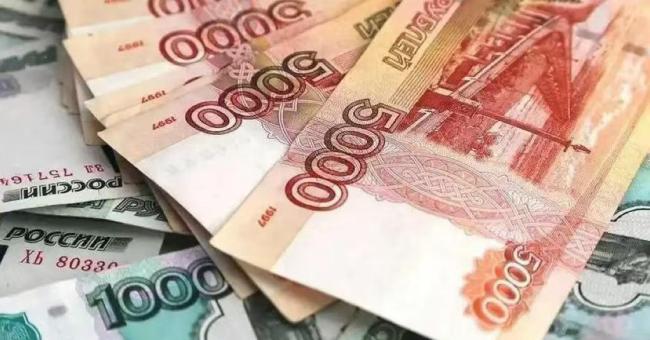 普京终于迎来好运,每天多挣500亿赤字直接填平 油价飙升扭转局势