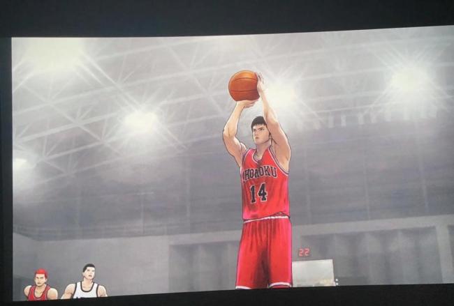 大爷高难度动作让围观年轻人自叹不如 民间高手展绝技