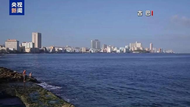 能源围困致古巴公共交通瘫痪 电动三轮车成新宠