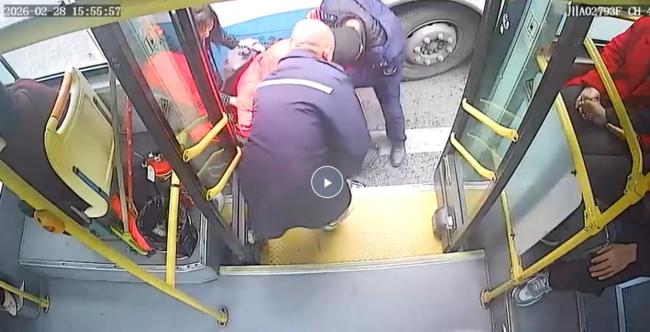 自贡妈妈手写长信致谢成都新津公交 温暖如亲人在异乡