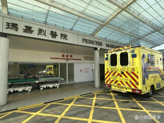 香港葵涌发生持刀袭警事件 警员连开5枪制服歹徒