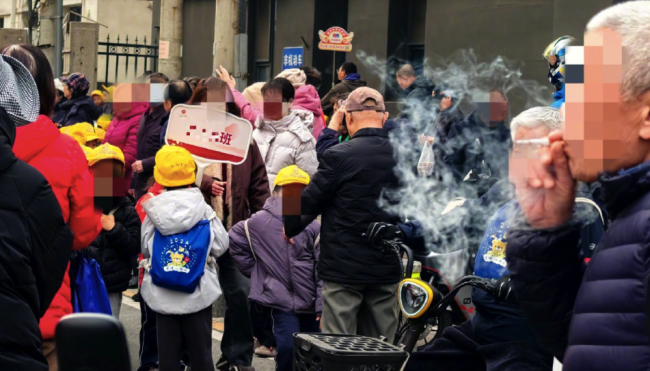 多所学校周围藏着售烟点！别让孩子们吸着二手烟回家