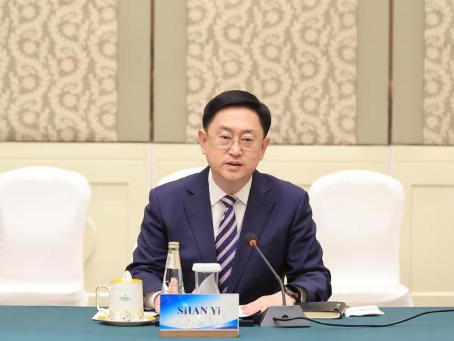 单义任山东省委常委