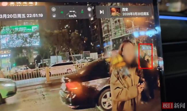 黑车司机宰客失败驾车冲撞游客逃离