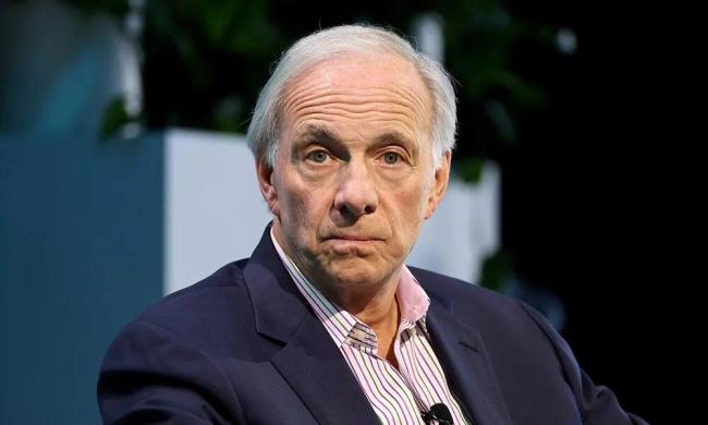 美国承担不起的“滑铁卢”：霍尔木兹崩塌或引发美国霸权危机？