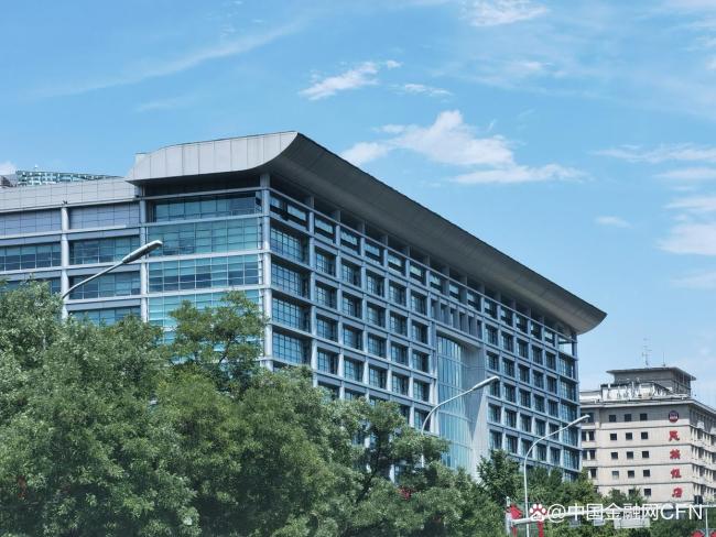 工行、建行等多家银行发布最新公告