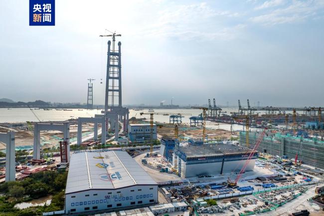 狮子洋大桥主塔封顶