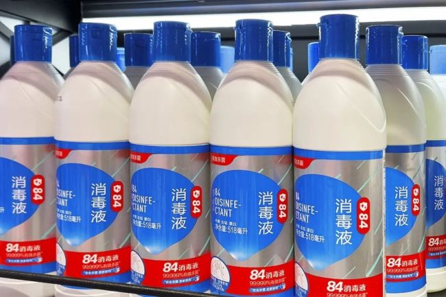 女子用84消毒液拖地住进ICU 过度消毒引发罕见肺炎