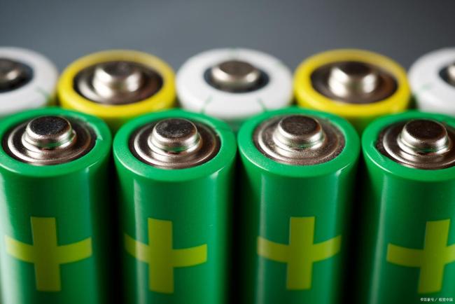 中国团队刷新电池领域世界纪录