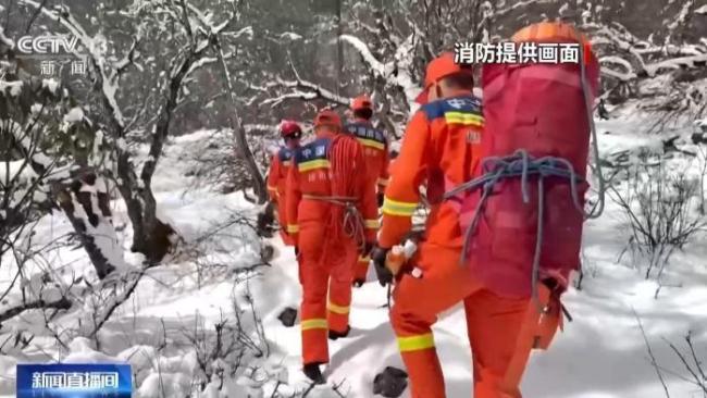 一天2起爬野长城野山被困 未开发区域探险风险高