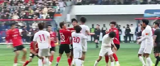 江苏足协开出苏超重磅罚单 严肃处理暴力行为