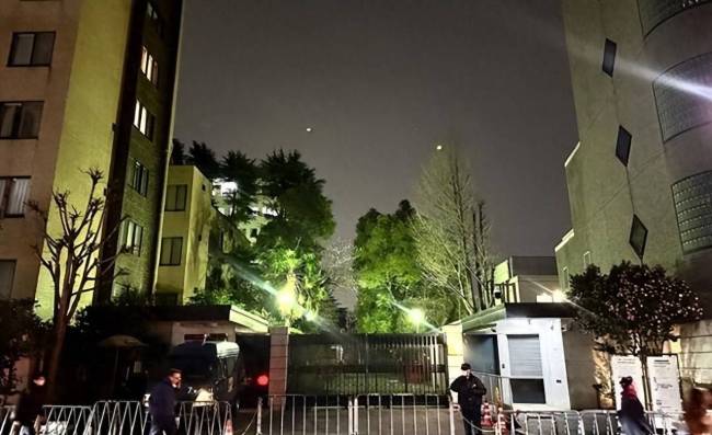 媒体：闯中使馆日本人绝非凭空冒出来