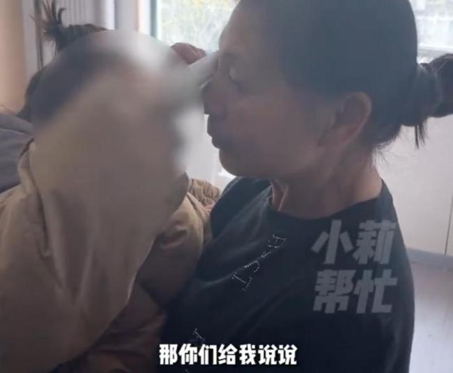 丢在酒店半个月 6岁男童终于见到妈妈 暖心结局感动众人