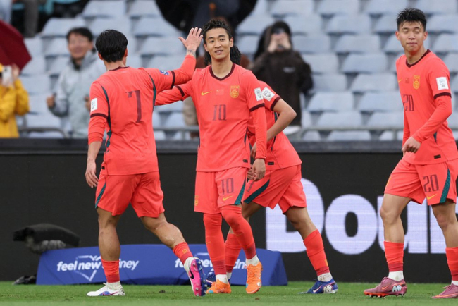 国足时隔16年击败当届世界杯参赛球队 胜利提振信心