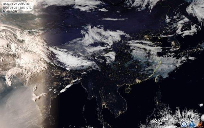 “上帝之眼”风暴现身美国近海 气象炸弹震撼登场