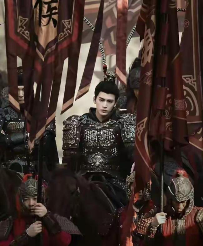 编剧汪海林否认黑张凌赫 审美争议再起