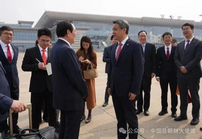 时隔六年中国航班再次抵朝