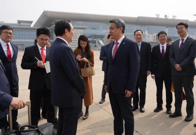 时隔6年 中国航班再次抵达平壤