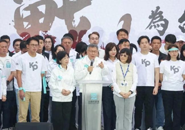 媒体：“绿白合”暧昧空间彻底粉碎