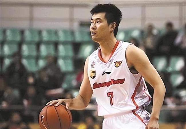 王仕鹏全家定居广东 成大学副教授 转型教育续写辉煌
