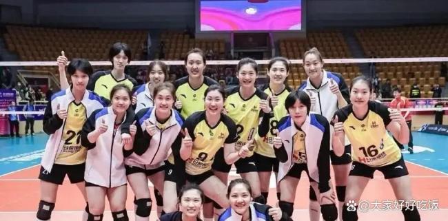 19岁女排新星李晨瑄两战47分 全华班崛起新篇章